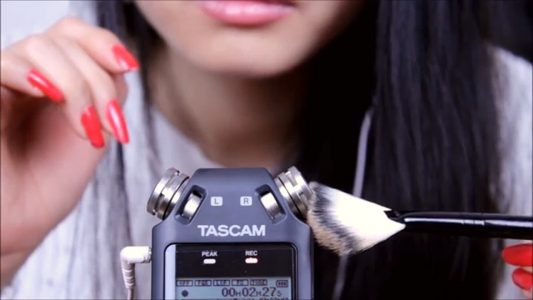 ASMR 耳骚 酥麻体验 清洁耳朵 棉棒耳掻 毛刷声大脑酥麻体验