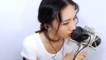 国语ASMR 贝拉的哄睡直播视频 节奏缓慢的耳舐音大脑的放松享受