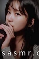 [ASMR Bori]韩国小姐姐强烈的口腔音吃耳朵